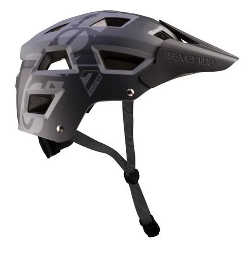 7iDP M5 Helmet